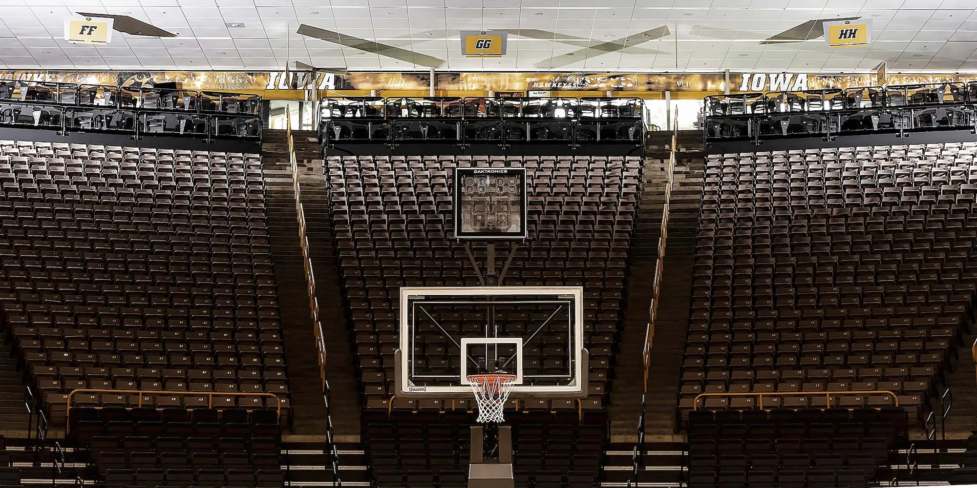 Carver Terrace Seating Court View