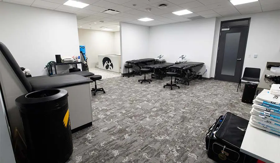 massage tables